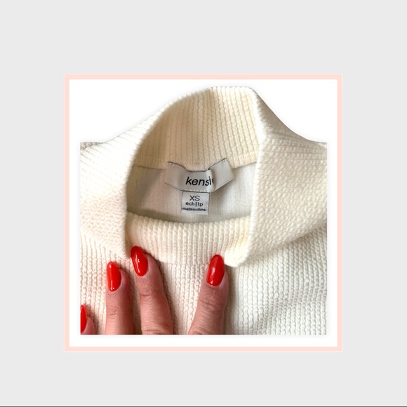 Kensie cream high neck stretchy loose bell sleeved tunic sweater. - Picture 3 of 8